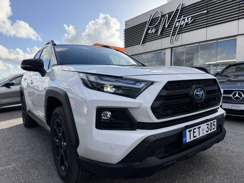 Toyota RAV4 2,5L 2024