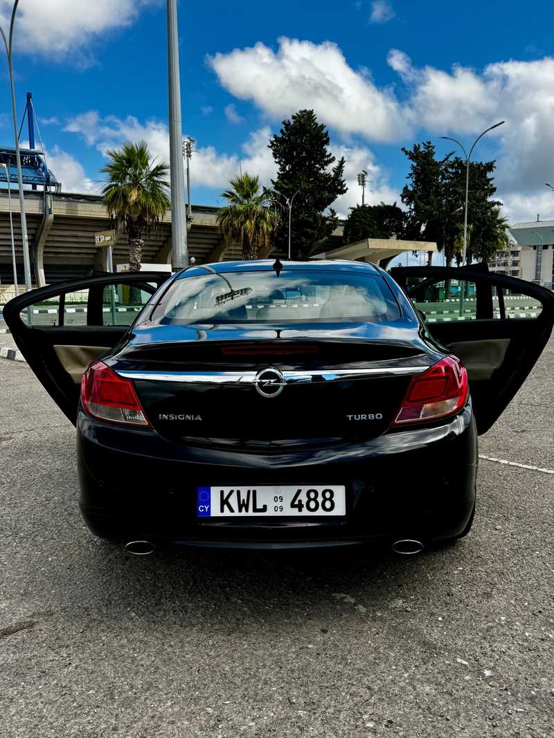 2009 Opel, Vauxhall Insignia 1,6L 2009 Cyprus