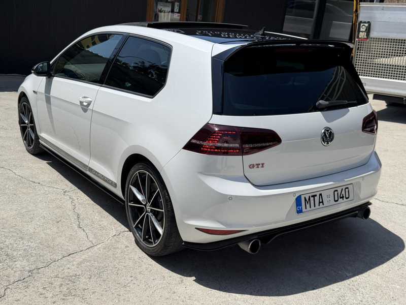 2017 Volkswagen Golf 2,0L 2017 Cyprus