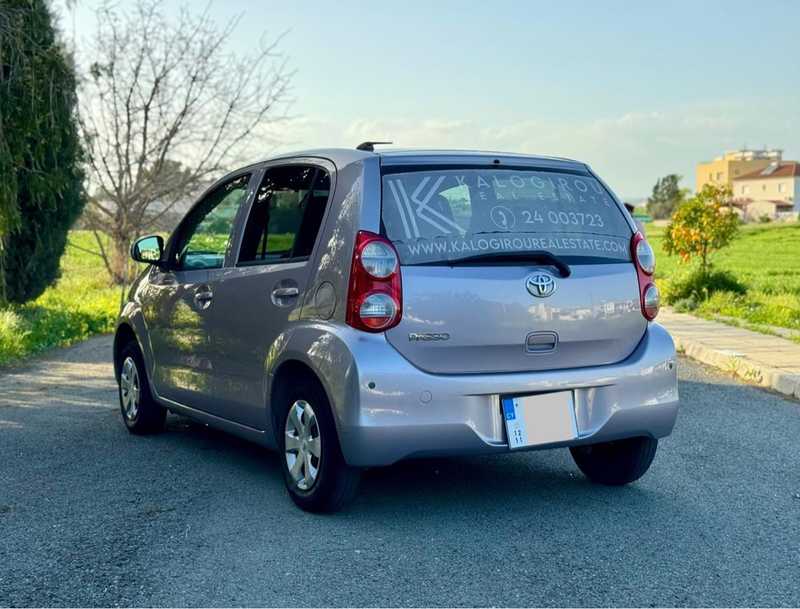 2011 Toyota Passo 1,0L 2011 Cyprus