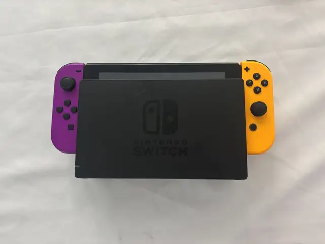 Nintendo switch full bundle σε πολύ καλή κατάσταση, Επαρχία Αμμοχώστου — Αγία Νάπα