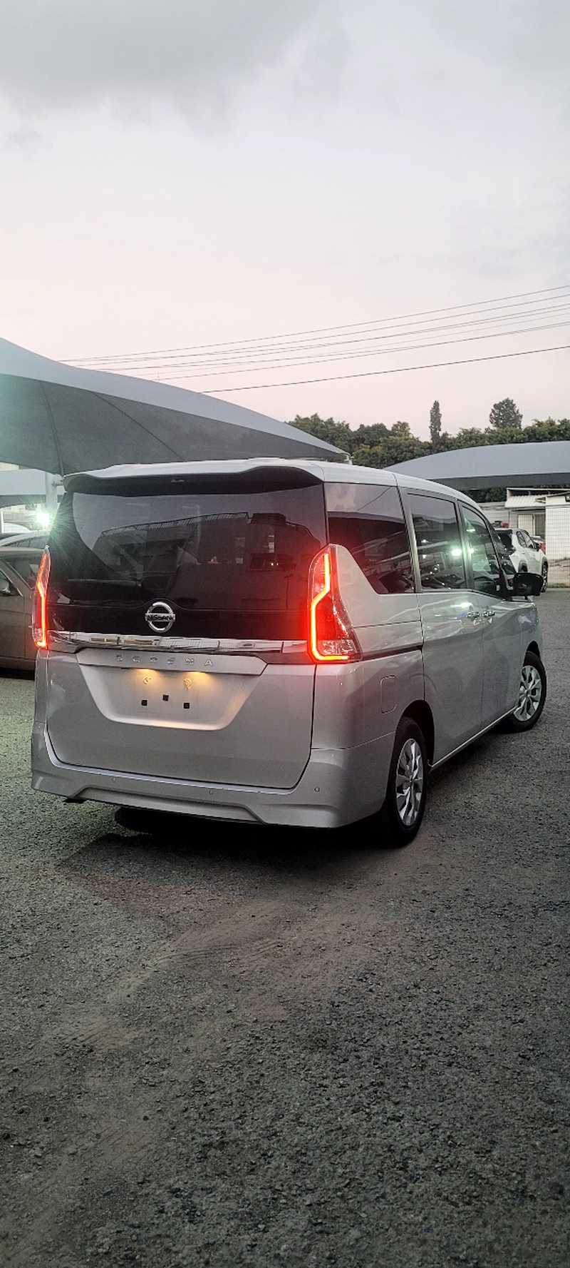 2021 Nissan Serena 2,0L 2021 Cyprus