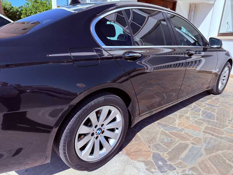 BMW 7-Series 2,9L 2011