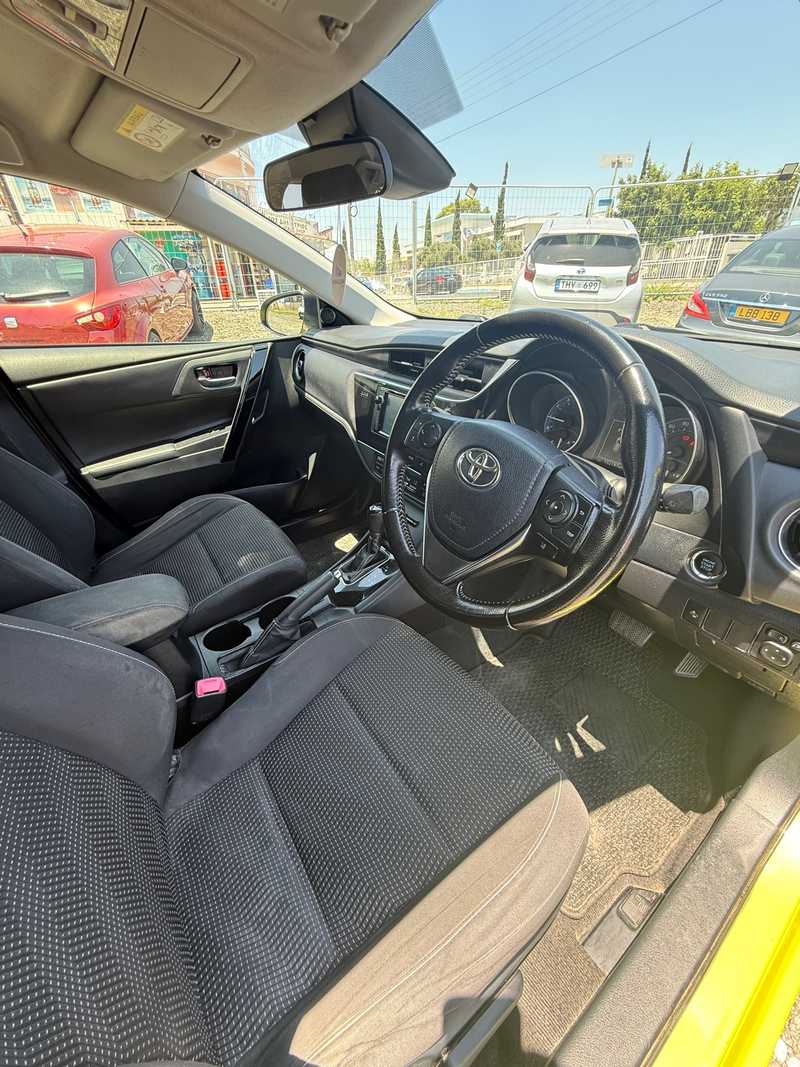 2015 Toyota Auris 1,5L 2015 Cyprus