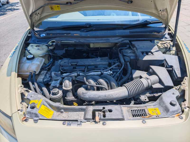 2005 Volvo S40 1,6L 2005 Cyprus