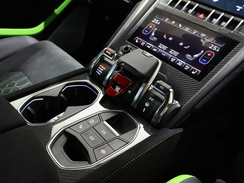 2024 Lamborghini Urus 4,0L 2024 Cyprus