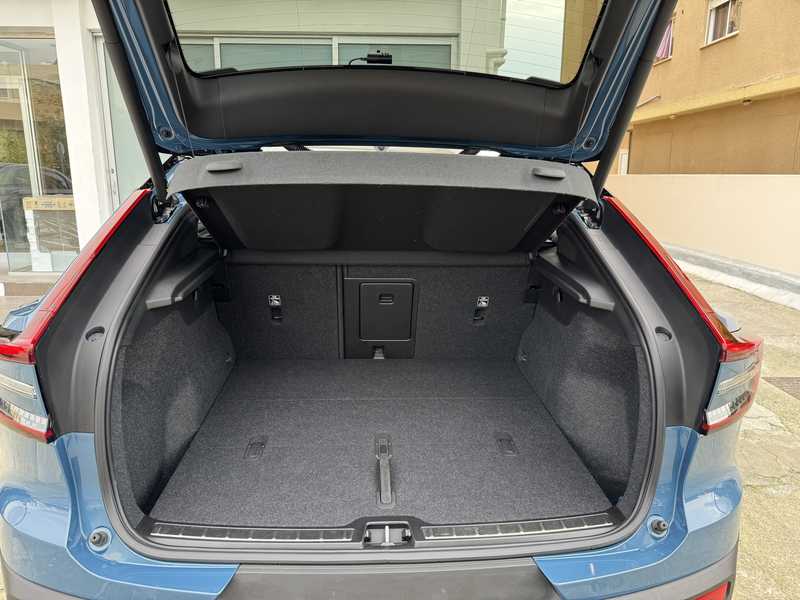 2022 Volvo C40 Electric 2022 Cyprus