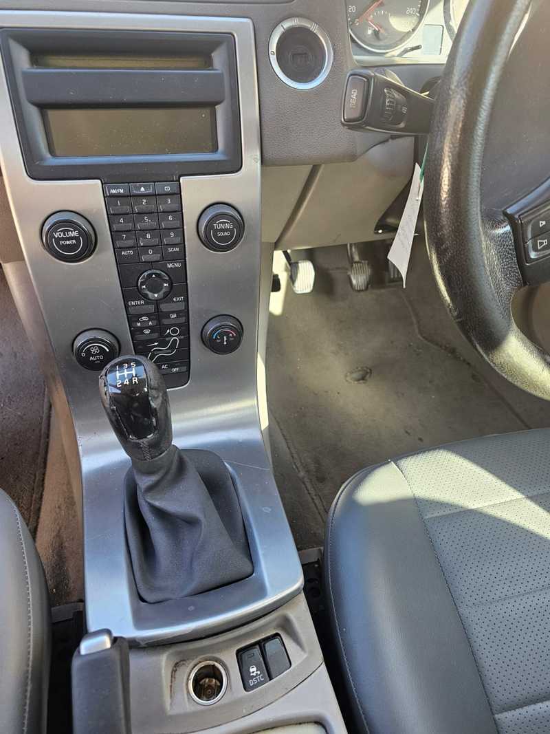 2005 Volvo S40 1,6L 2005 Cyprus