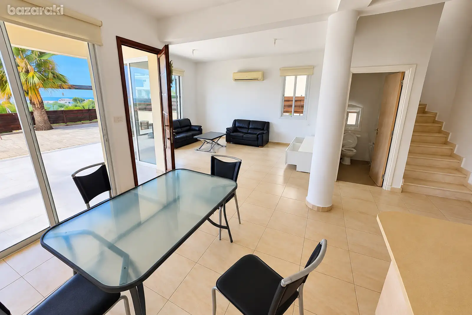 House, 3 bedrooms — 4