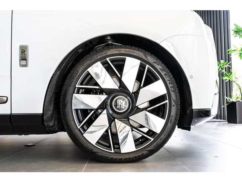2025 Rolls Royce Cullinan 6,8L 2025 Cyprus