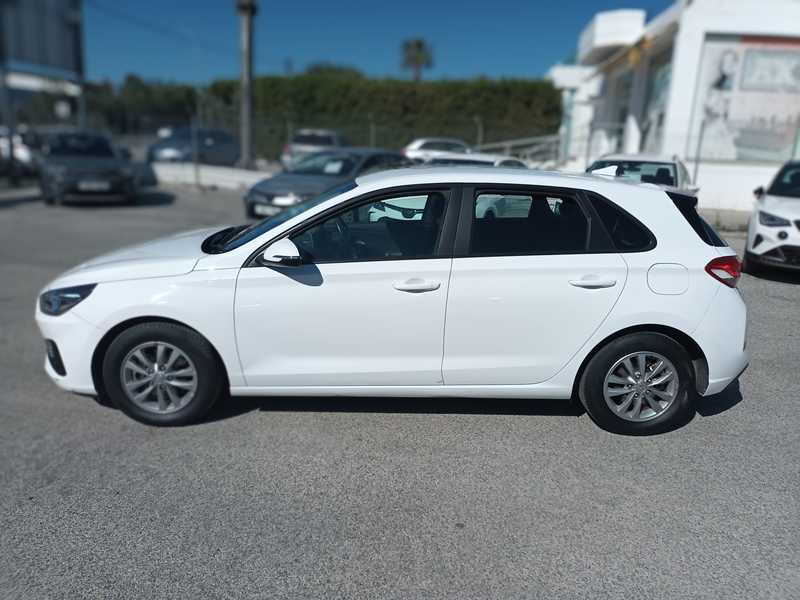 2022 Hyundai i30 1,0L 2022 Cyprus