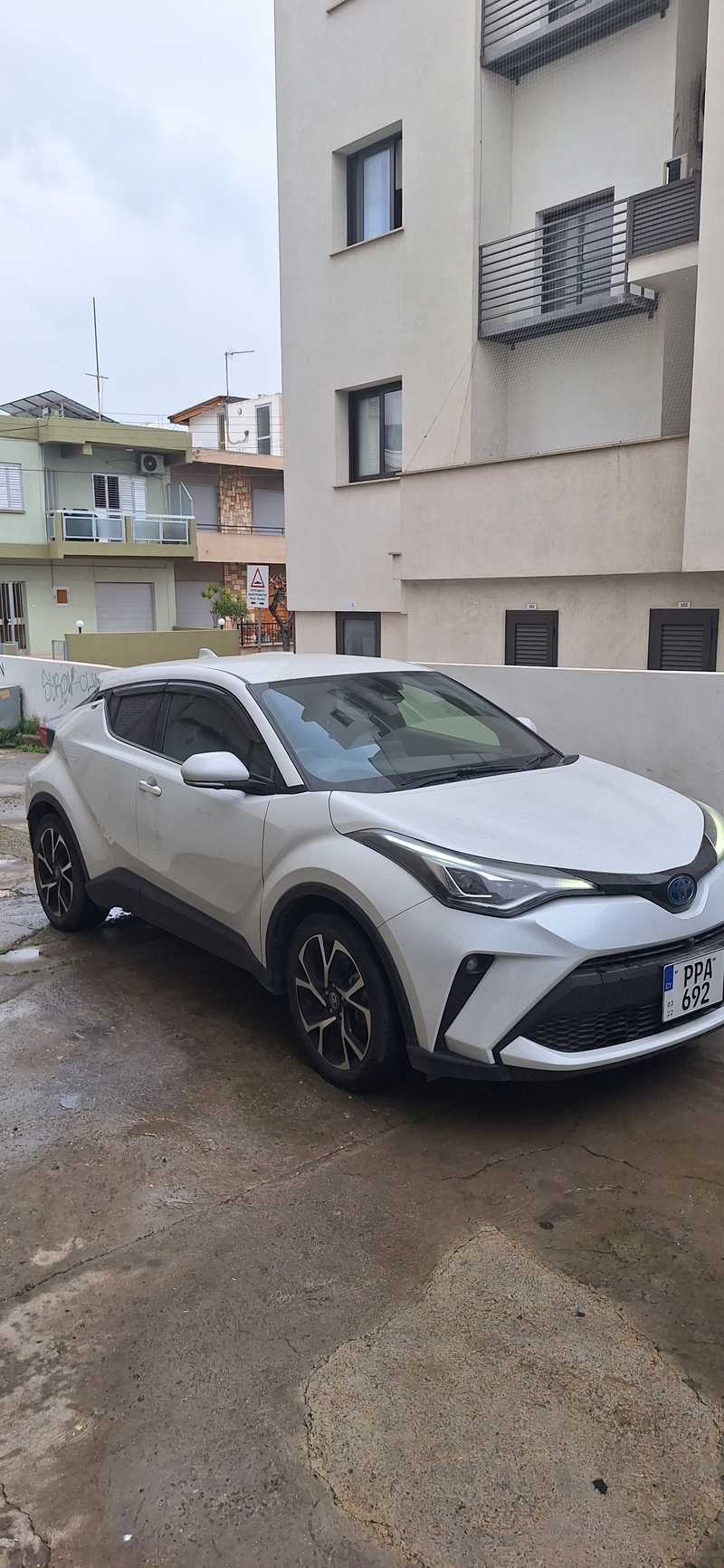 2022 Toyota C-HR 1,8L 2022 Cyprus