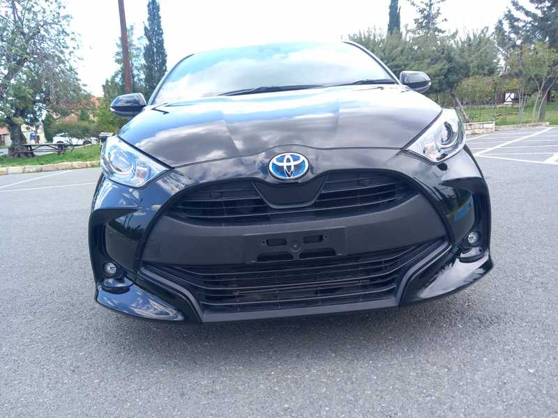 2022 Toyota Yaris 1,5L 2022 Cyprus