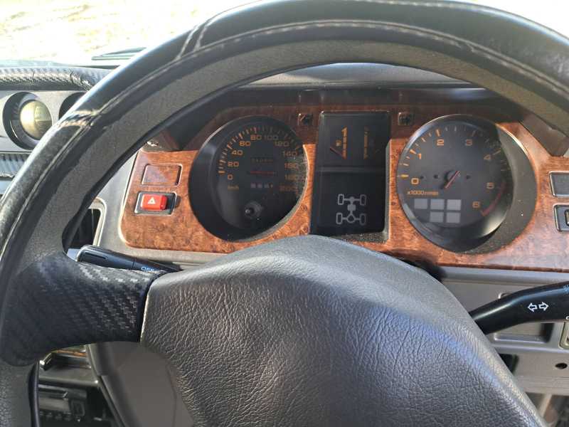 1992 Mitsubishi Pajero 2,5L 1992 Cyprus