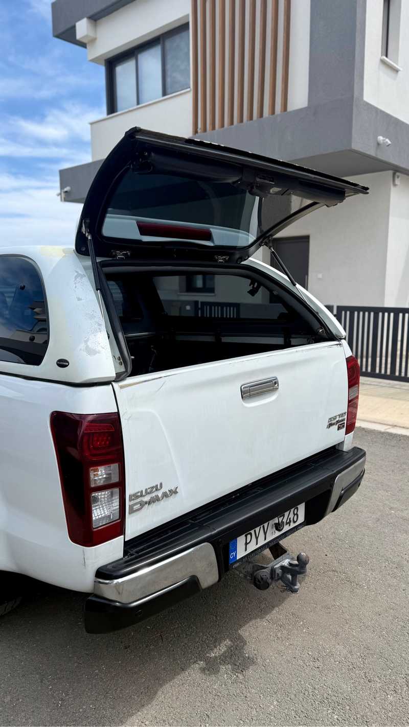 2015 Isuzu D-MAX 2,5L 2015 Cyprus