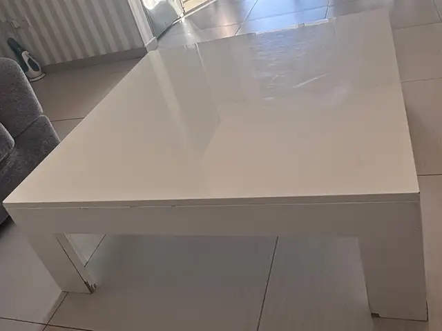 Coffee table, Επαρχία Λευκωσίας — Λευκωσία - Αγ Κωνστ και Ελένης