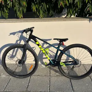 Trek marlin 5 medium, Επαρχία Λευκωσίας — Λευκωσία - 'Αγιος Ανδρέας