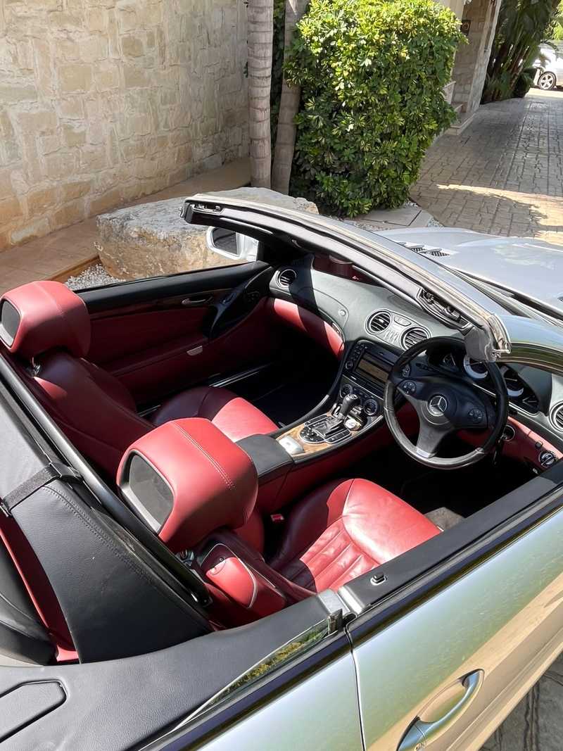 2008 Mercedes-Benz SL-Class 3,5L 2008 Cyprus
