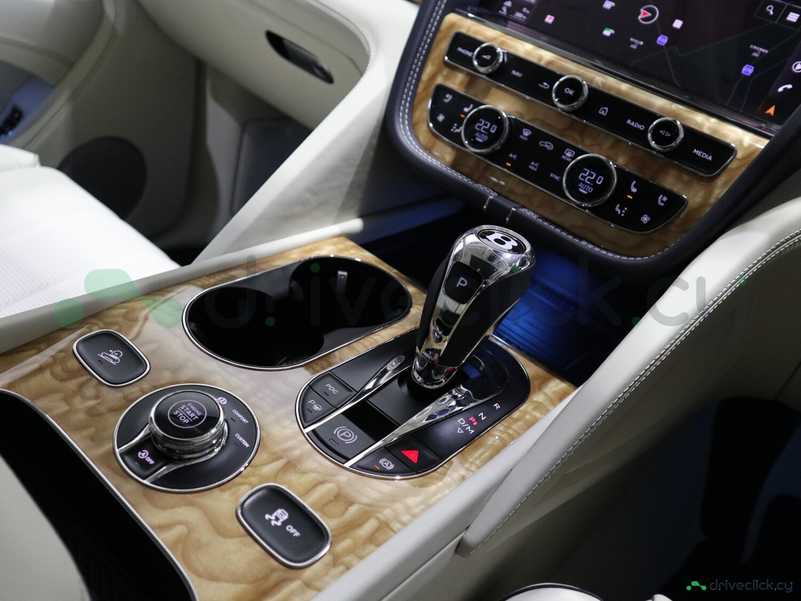 2023 Bentley Bentayga 4,0L 2023 Cyprus