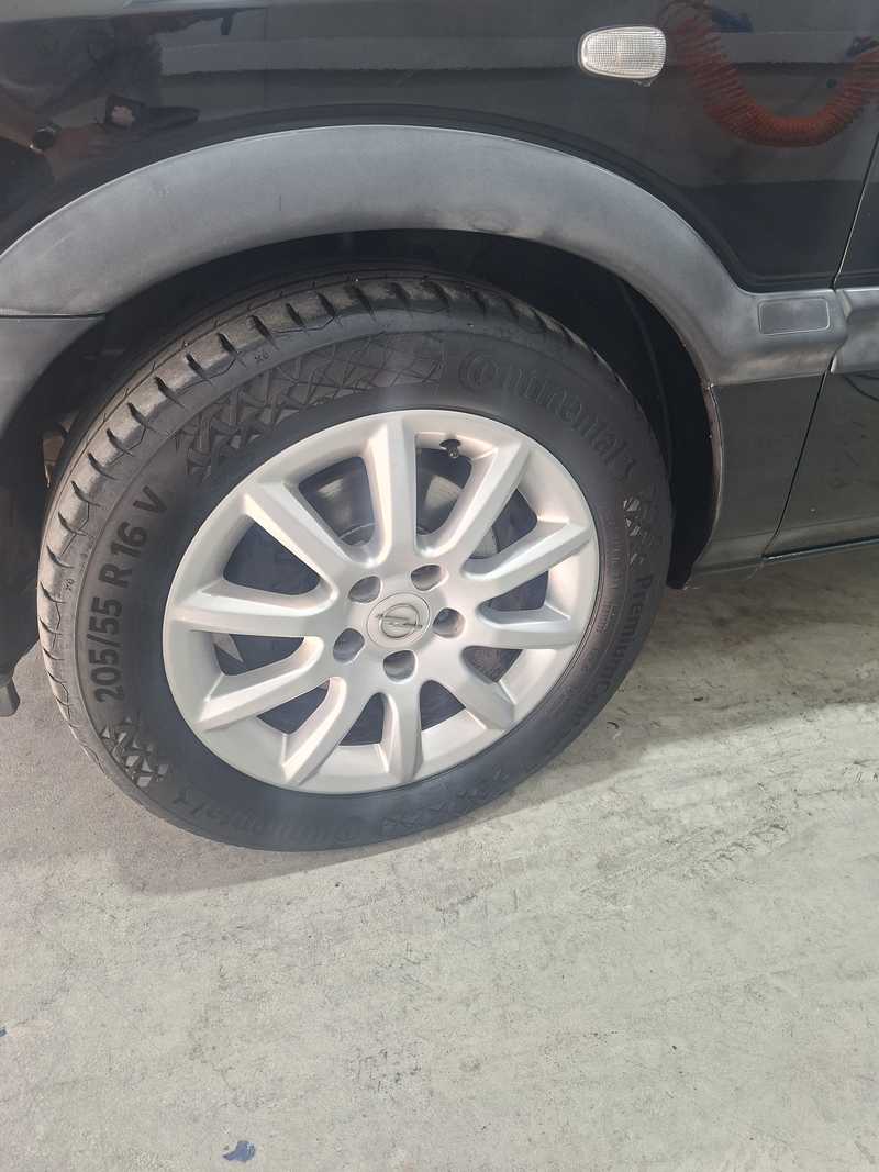 2005 Opel, Vauxhall Zafira 1,6L 2005 Cyprus