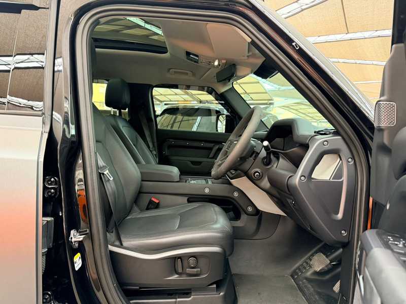 2023 Land Rover Defender 3,0L 2023 Cyprus