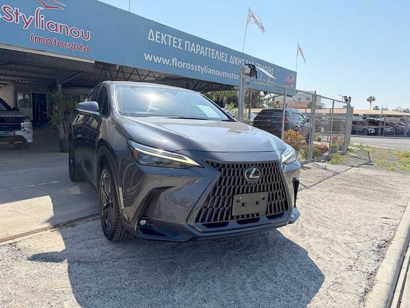 Lexus NX 2,5L 2023