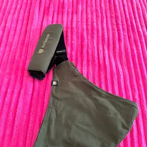 Toddler carrier, Επαρχία Λάρνακας — Λάρνακα - Φοινικούδες