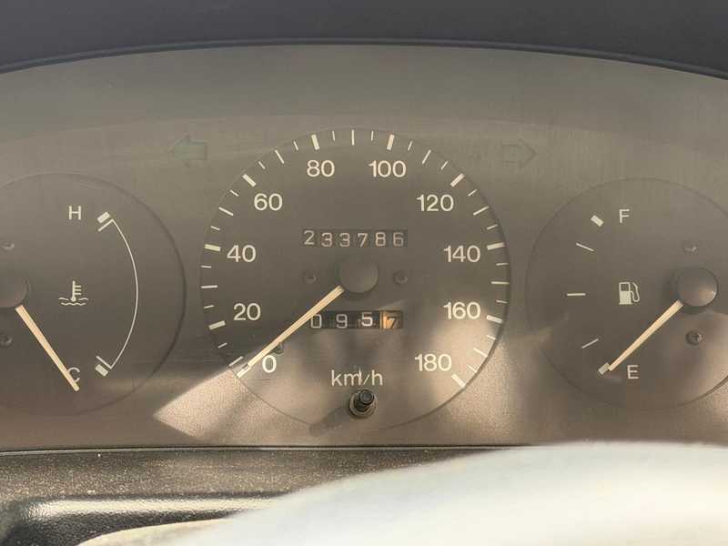 1998 Mazda Familia 1,5L 1998 Cyprus