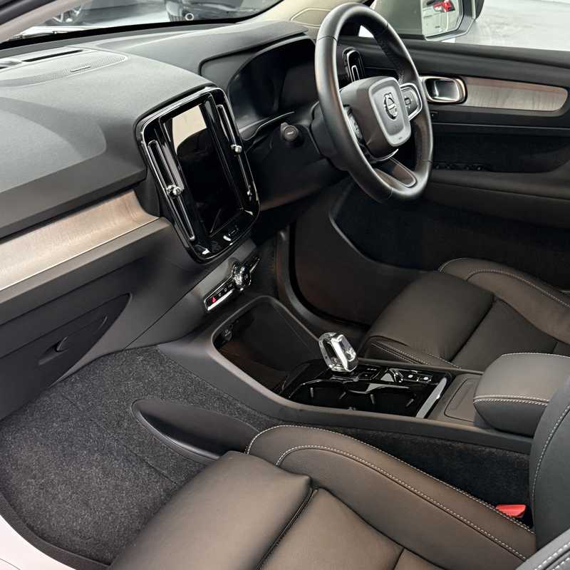 2025 Volvo XC40 2,0L 2025 Cyprus