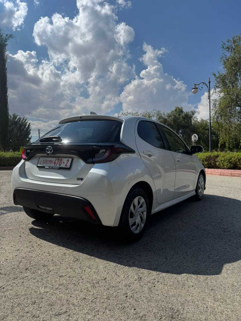 2022 Toyota Yaris 1,5L 2022 Cyprus