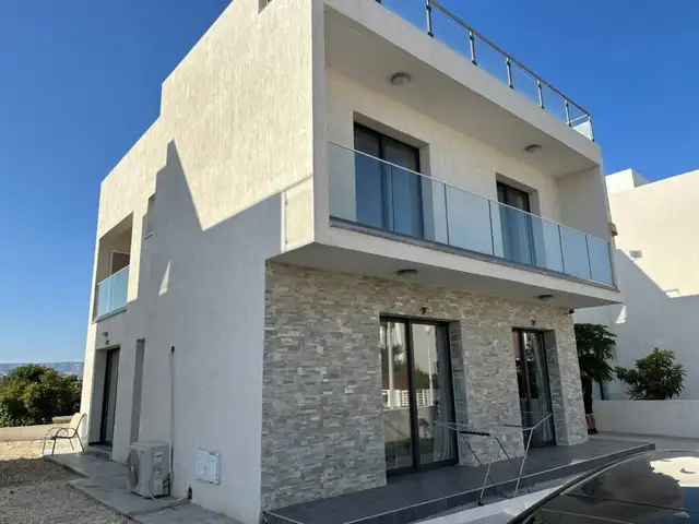 3-bedroom detached house to rent, Επαρχία Πάφου — Χλώρακας