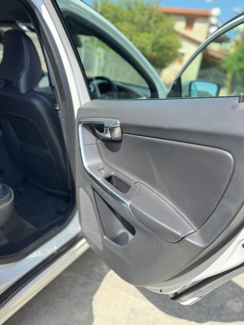 2015 Volvo XC60 2,0L 2015 Cyprus