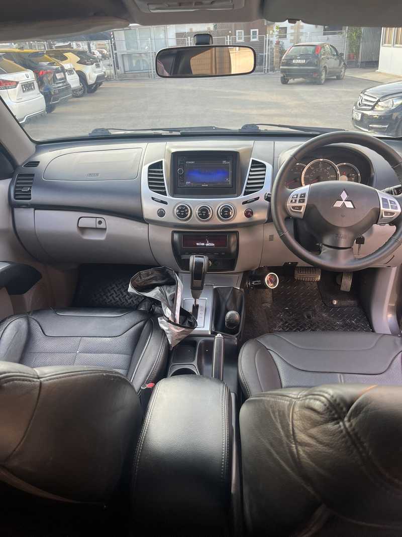 2012 Mitsubishi L200 2,5L 2012 Cyprus