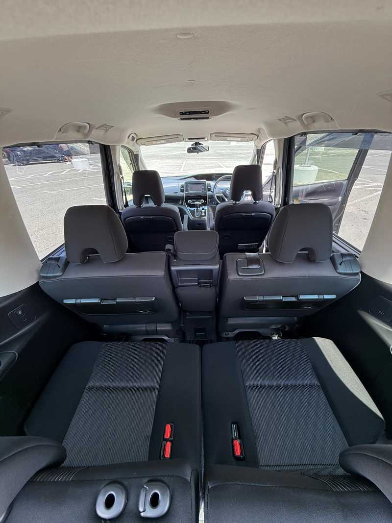 2022 Nissan Serena 2,0L 2022 Cyprus