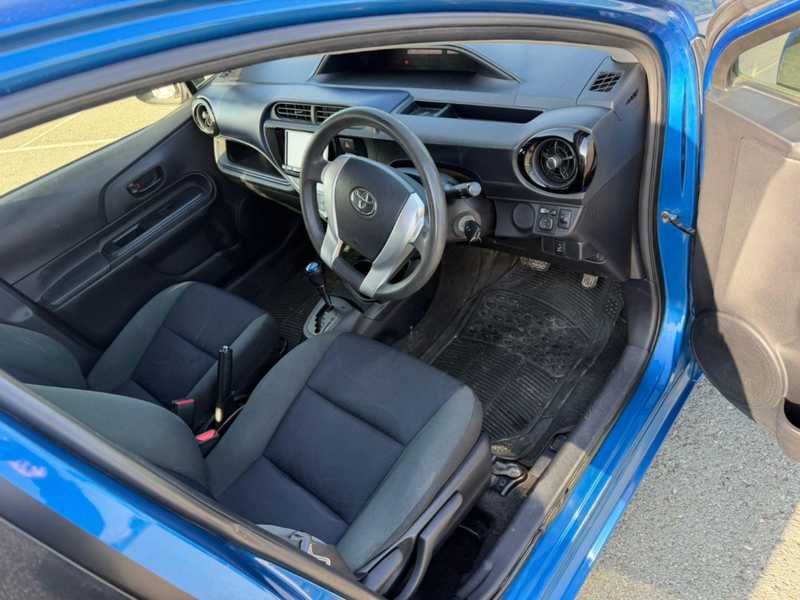 2015 Toyota Aqua 1,5L 2015 Cyprus