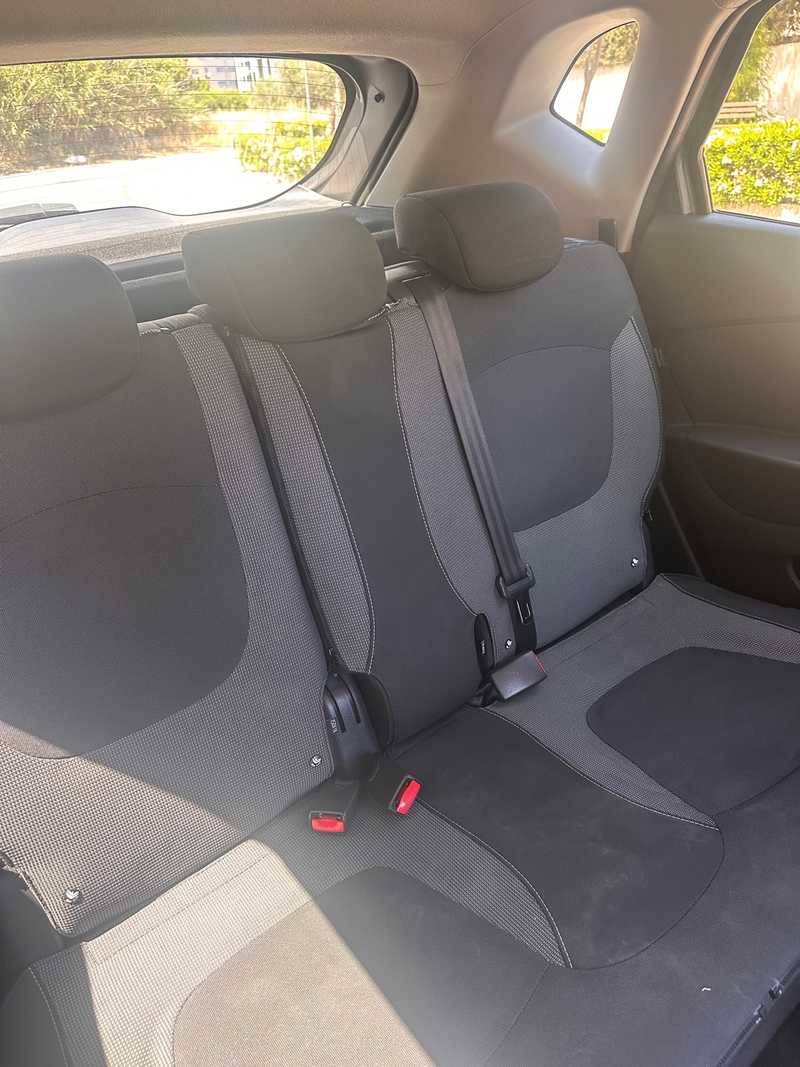 2017 Renault Captur 1,2L 2017 Cyprus