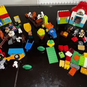 Lego duplo farm and horses sets, Nicosia — Strovolos - Acropolis