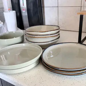 85 pcs kitchenware bundle, like new, plates, glasses, cups & pyrex, Larnaca — Aradippou - Apostolos Loukas