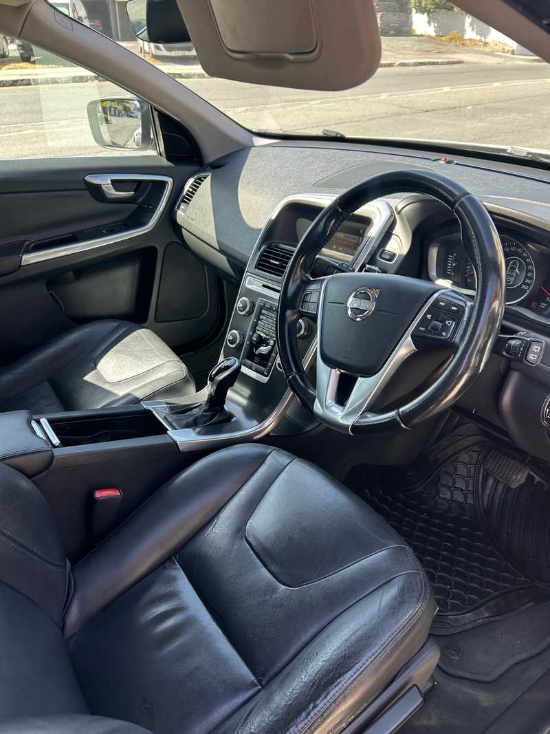 2014 Volvo XC60 2,0L 2014 Cyprus