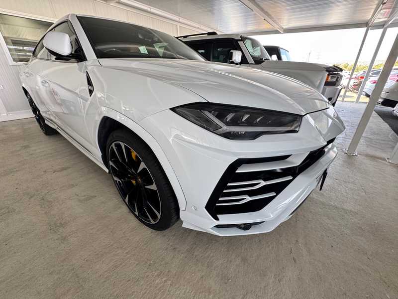 2024 Lamborghini Urus 4,0L 2024 Cyprus