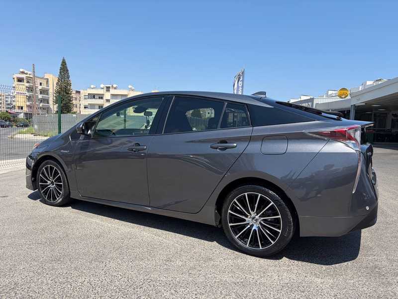 2017 Toyota Prius 1,8L 2017 Cyprus