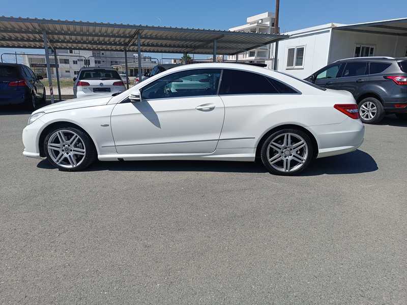2011 Mercedes-Benz E-Class 2,2L 2011 Cyprus