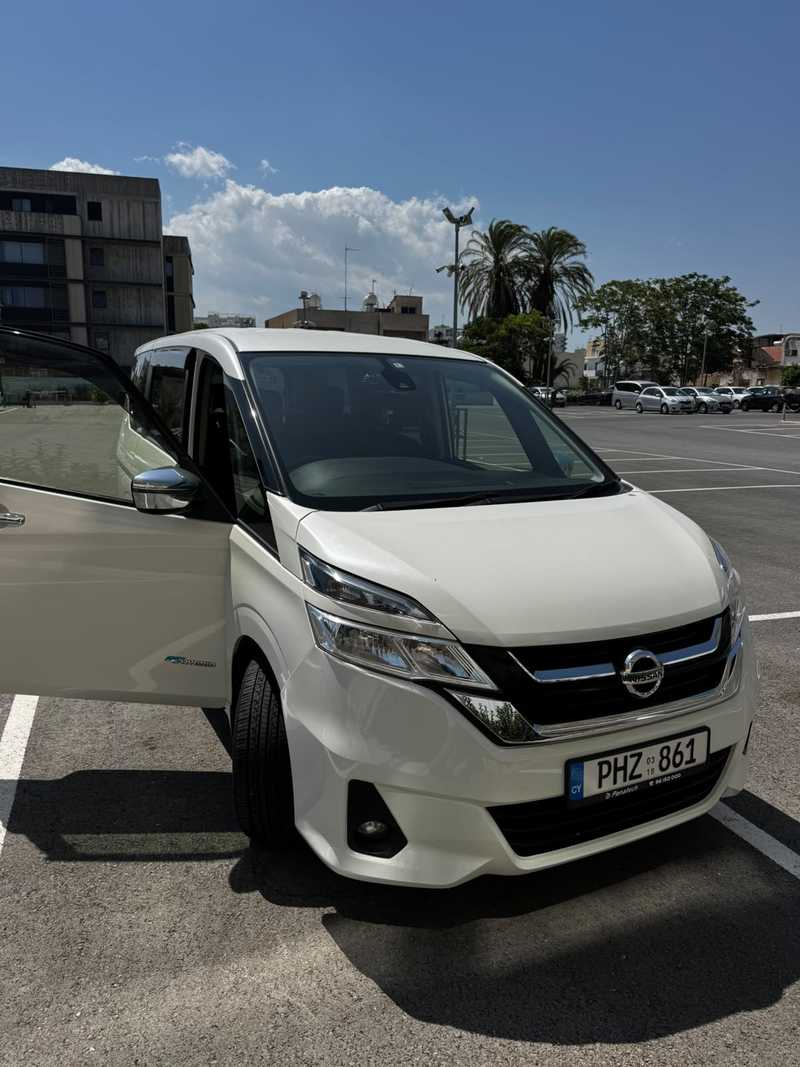 2018 Nissan Serena 2,0L 2018 Cyprus