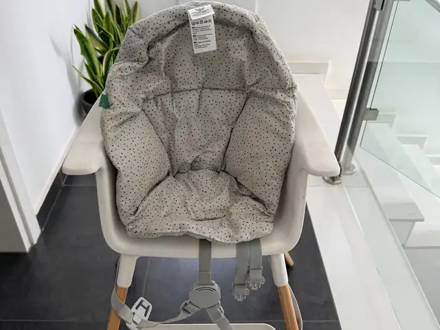 Stokke children high chair, Nicosia — Latsia - Agios Georgios