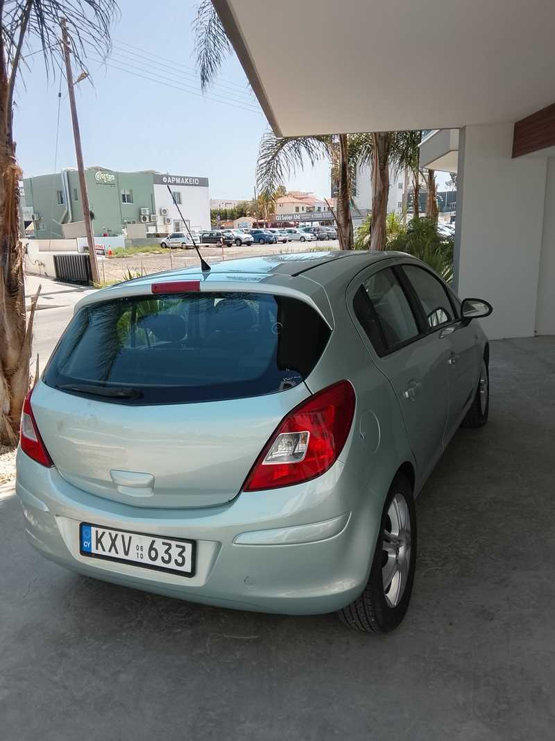 2010 Opel, Vauxhall Corsa 1,4L 2010 Cyprus