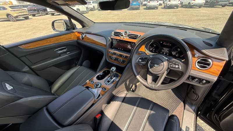 2023 Bentley Bentayga 4,0L 2023 Cyprus