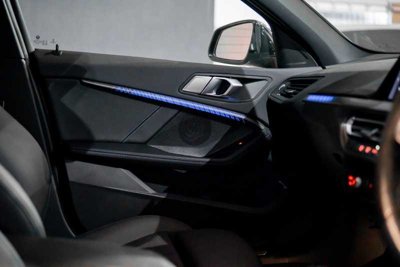 2021 BMW 1-Series 2,0L 2021 Cyprus