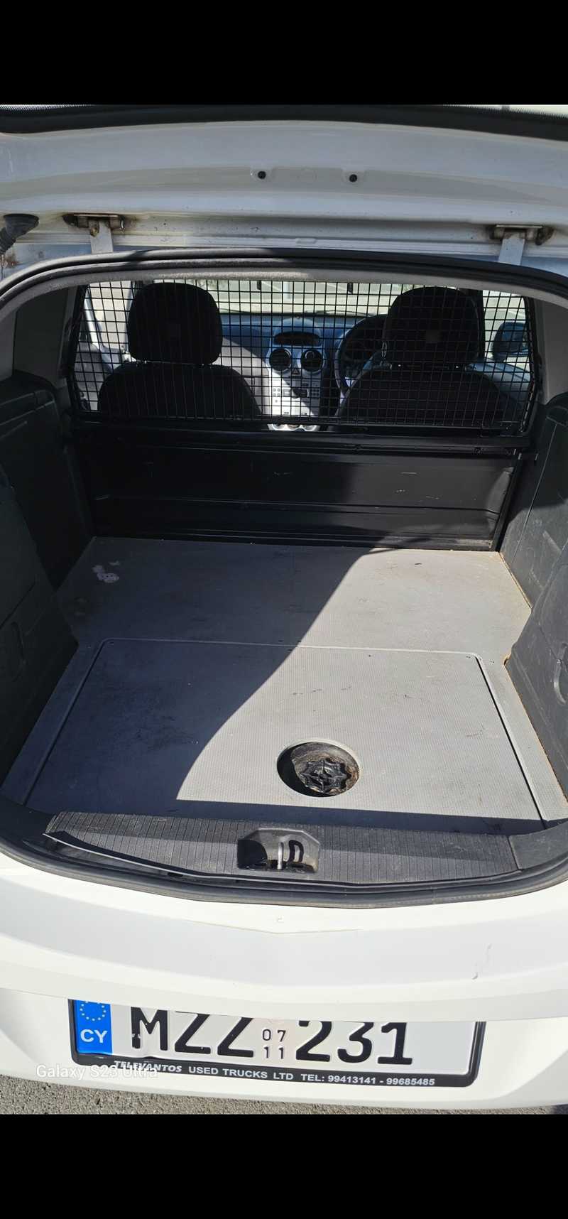2011 Opel, Vauxhall Corsa 1,3L 2011 Cyprus