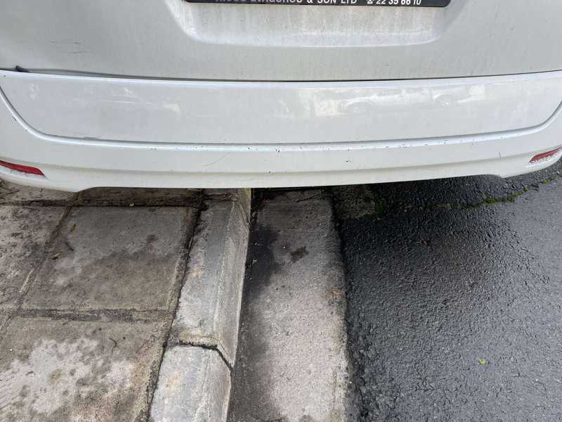 2010 Nissan Serena 2,0L 2010 Cyprus