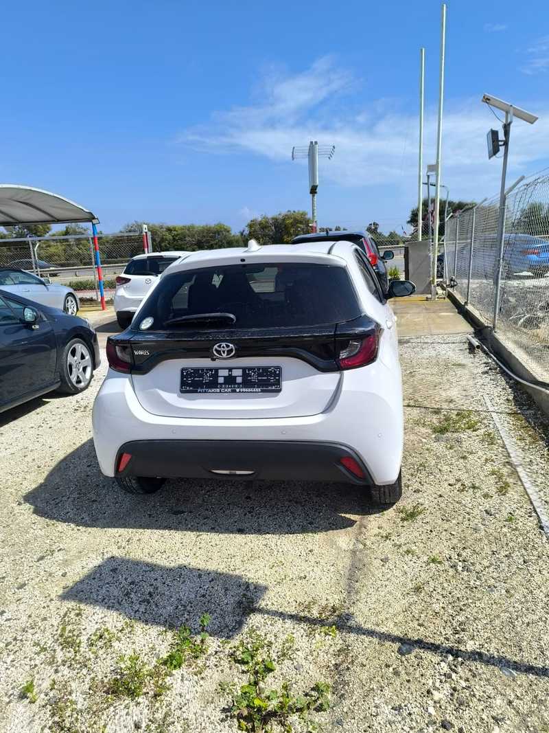 2022 Toyota Yaris 1,5L 2022 Cyprus